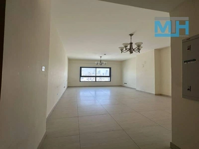 Yasmeen Building, Al Jaddaf, Dubai-0