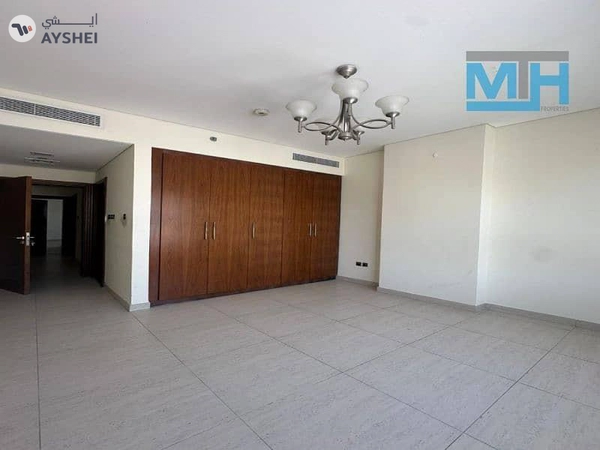 Yasmeen Building, Al Jaddaf, Dubai