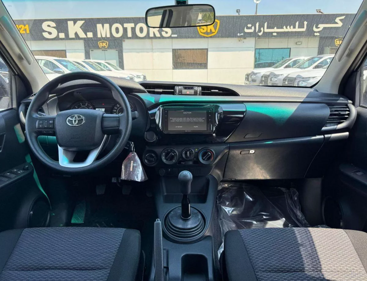 Toyota Hilux TOYOTA HILUX NARROW BODY || DOUBLE CABIN | BASIC 5SEATER | DIESEL 2.4L MT 4WD (CODE # HDB5B) GRAY 20-8-0