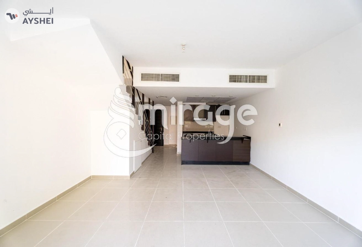 TOWNHOUSE FOR SALE IN ARABIAN STYLE, AL REEF VILLAS