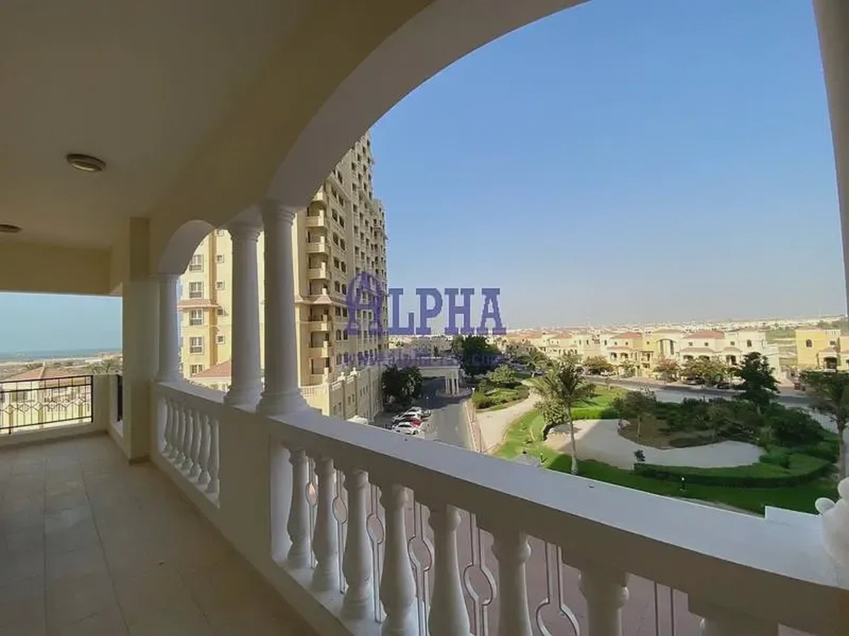2BHK Apartment with Beautiful Lagoon view-4-4