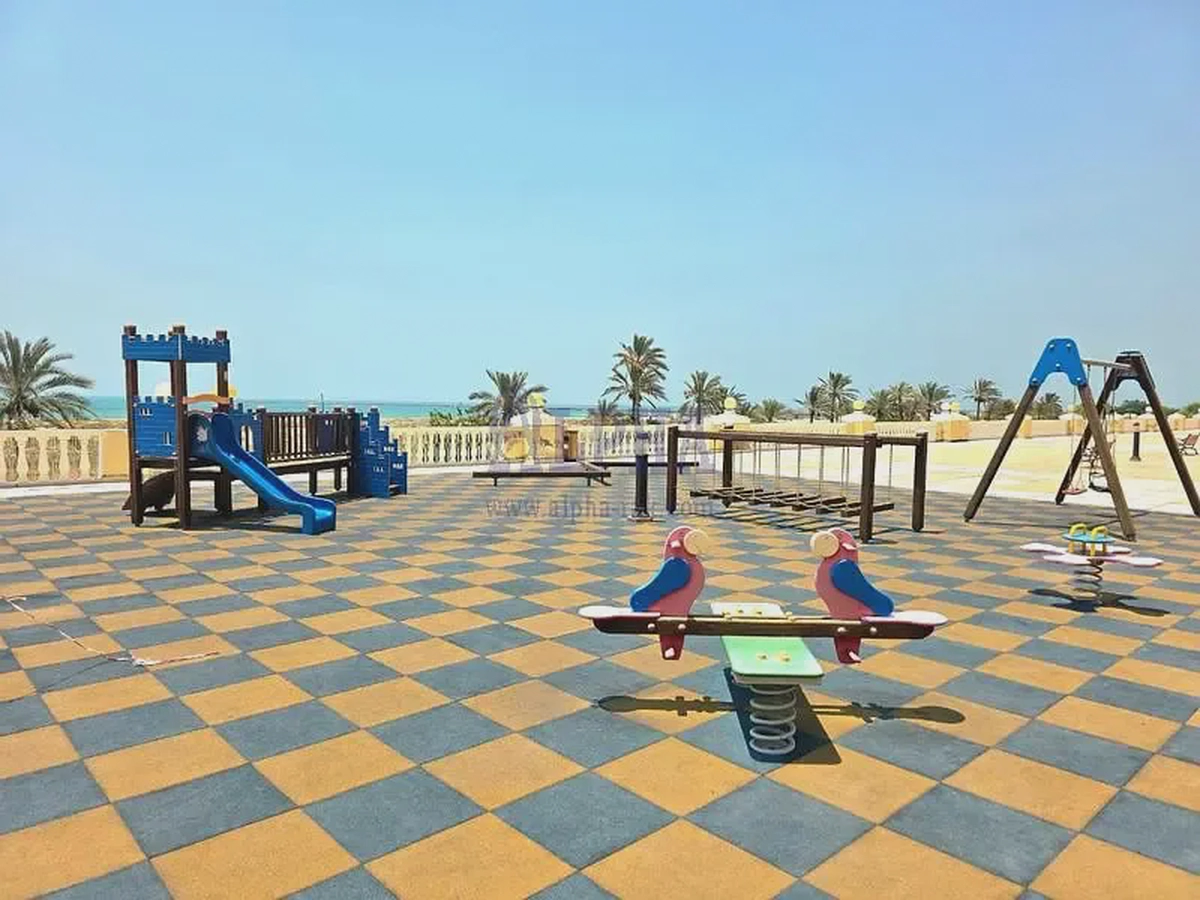 2BHK Apartment with Beautiful Lagoon view-1-1