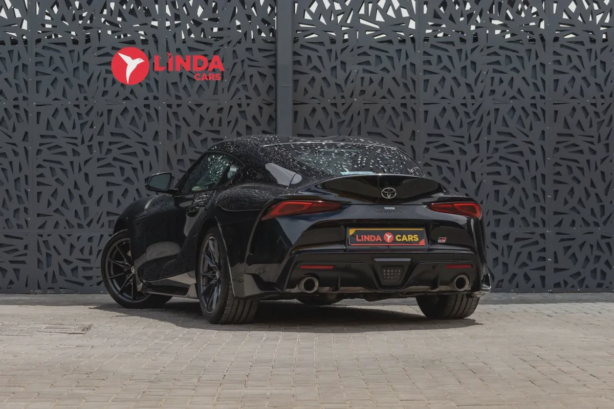 Toyota Supra 2025-4-4