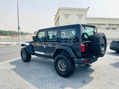Jeep Wrangler Unlimited Rubicon 392 6.4L V8-16