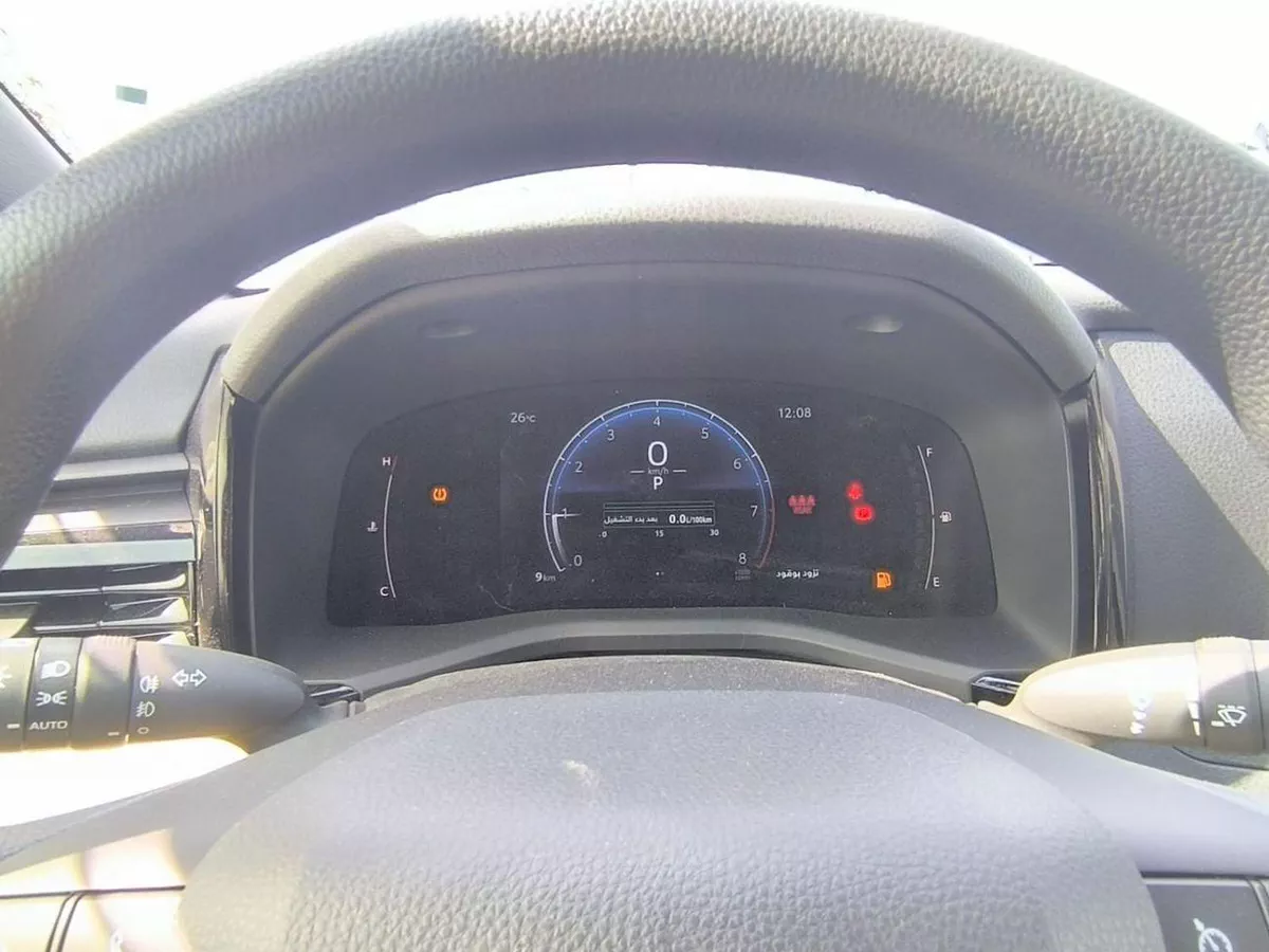 Toyota Camry LE 2025 E 2.5L-6-0