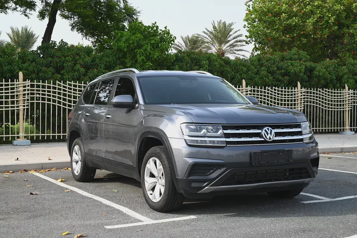 0% DP - GCC SPECS - VOLKSWAGEN TERAMONT 3.6L 4WD - FIRST OWNER - TOP SPECS