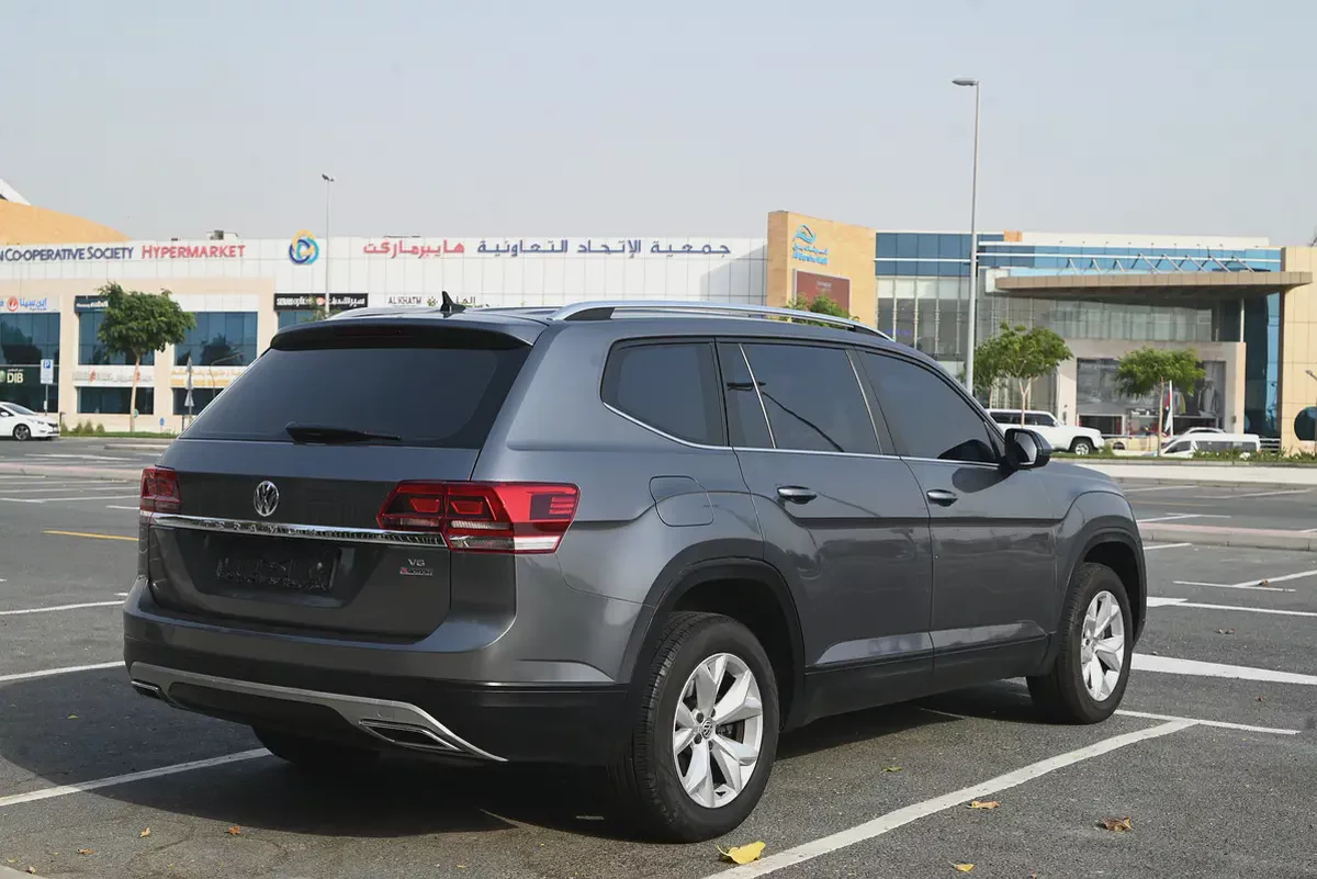 0% DP - GCC SPECS - VOLKSWAGEN TERAMONT 3.6L 4WD - FIRST OWNER - TOP SPECS-5-5