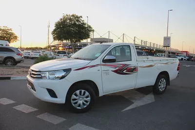 2023 Toyota Hilux Single Cab GL GCC Specs-1