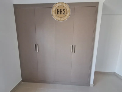 Luxurious Huge Studio Flat With Chiller Free-4