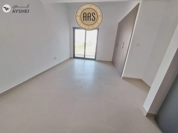 Luxurious Huge Studio Flat With Chiller Free