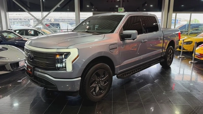 FORD F-150 LIGHTNING LARIAT ,EV, NO ACCIDENT, NO PAINT-0