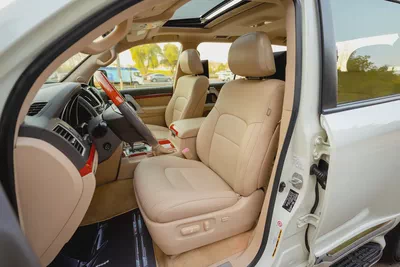 Land Cruiser VXR | 5.7L | GCC Specs | REF #T26651-9