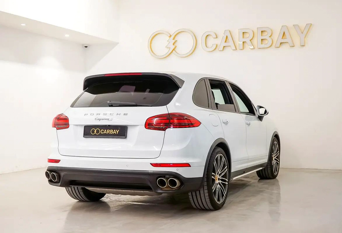 AED 3343 PM | PORSCHE CAYENNE S 2015 | HIGH SPECS | PRISITINE CONDITION | 1 YEAR WARRANTY | GCC-13-13