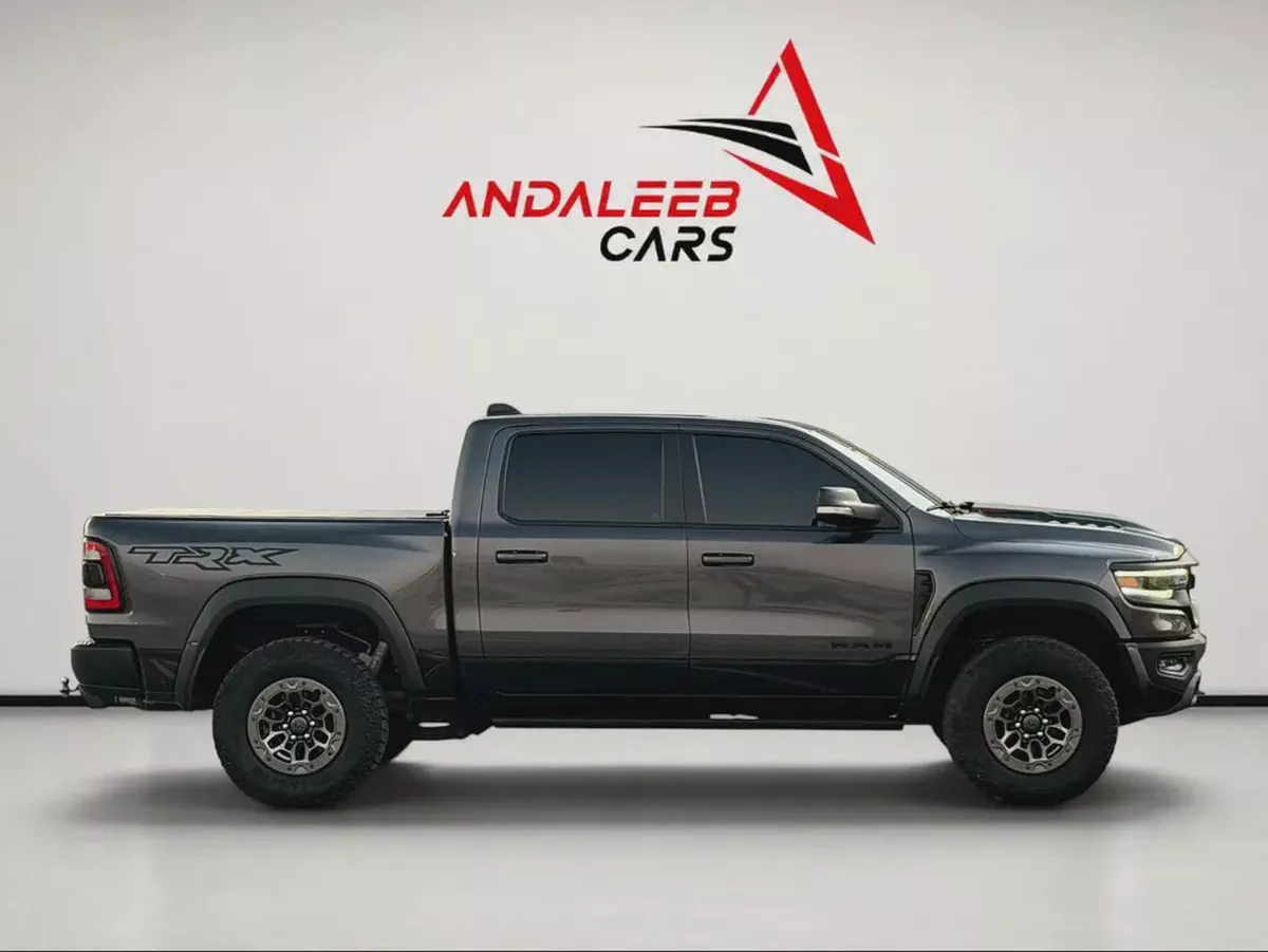 RAM 1500 TRX | 702 HP SUPERCHARGED V8 | FULL AGENCY SERVICE | 2022 GCC-8-8