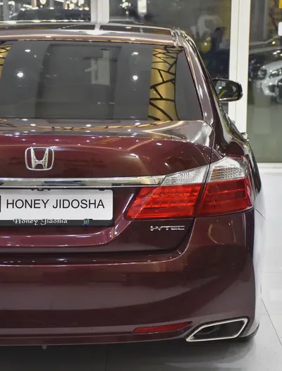 EXCELLENT DEAL for our Honda Accord i-Vtec ( 2016 Model ) in Burgundy Color GCC Specs-8