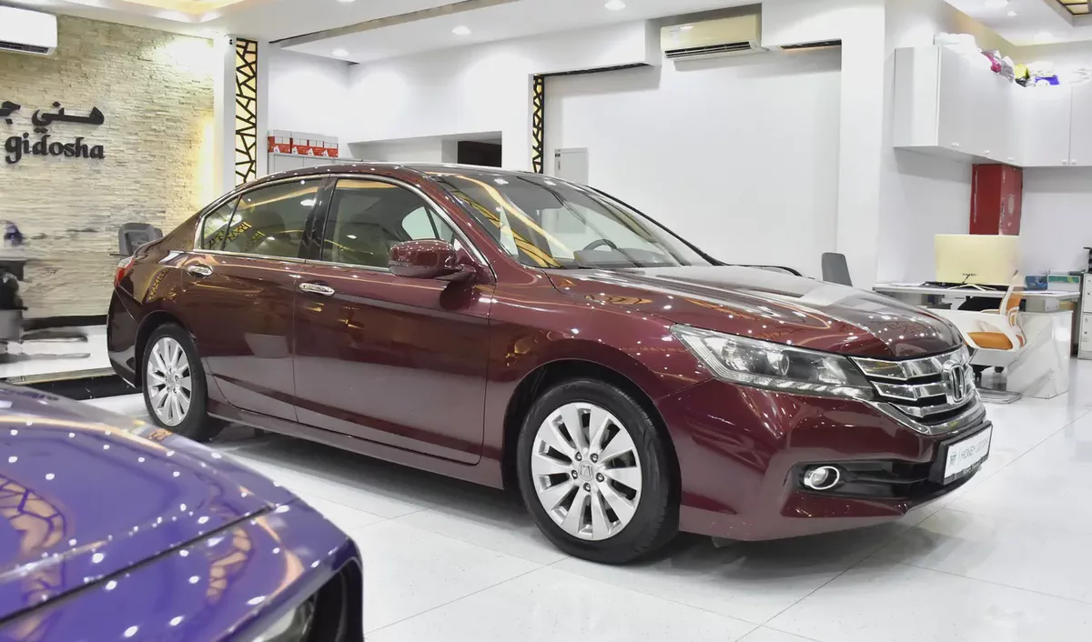 EXCELLENT DEAL for our Honda Accord i-Vtec ( 2016 Model ) in Burgundy Color GCC Specs-2-2