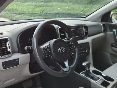Well Maintained 2018 Kia Sportage EX - Canadian Specs-8