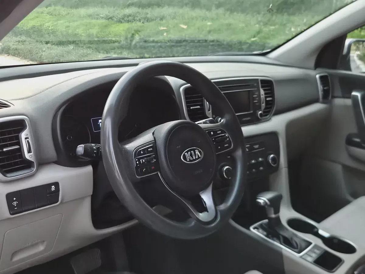 Well Maintained 2018 Kia Sportage EX - Canadian Specs-8-8