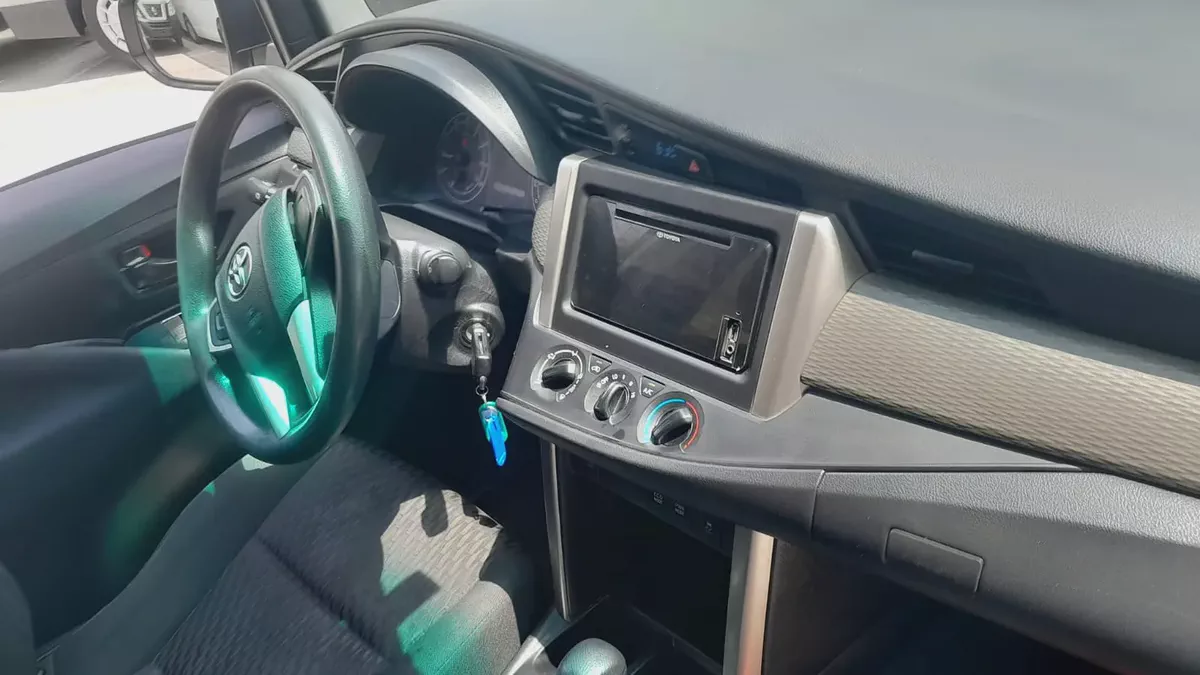 Toyota Innova Crysta GCC | 7 Seater | 2020 Model | Family Car Toyota Innova Crysta GCC – 7 Seater Mo-8-8