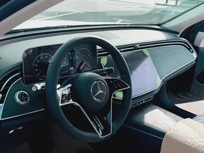 Brand New | 2026 Mercedes-Benz E-Class E 200 | Korean Specs | Brand New Luxury-13