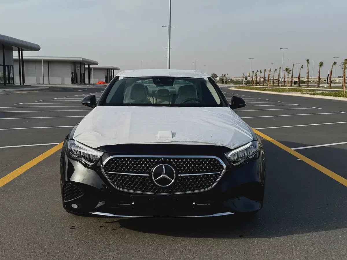 Brand New | 2026 Mercedes-Benz E-Class E 200 | Korean Specs | Brand New Luxury-1-1