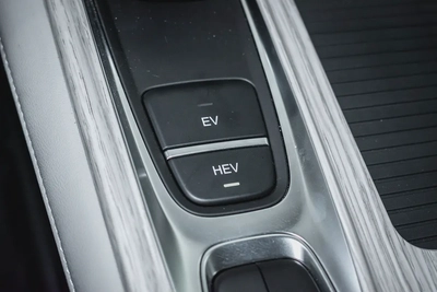 2YR WARRANTY | AED 1,300 PM | GCC | 1.5L PLUG-IN HYBRID | 1,200KMS RANGE-14
