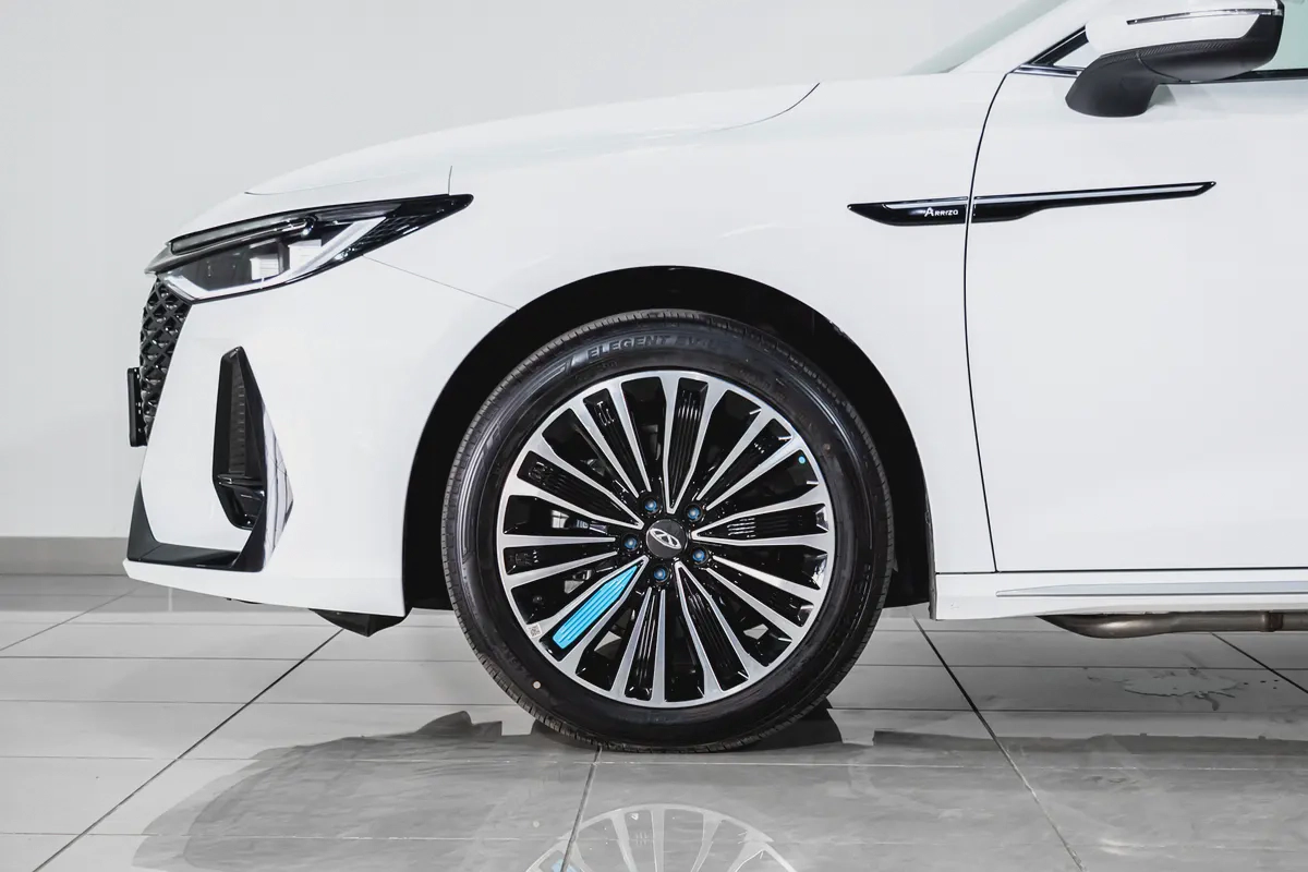 2YR WARRANTY | AED 1,300 PM | GCC | 1.5L PLUG-IN HYBRID | 1,200KMS RANGE