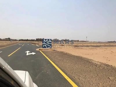 Invest today in Juwaiza – 3,140 sq. ft. on a main road.-1
