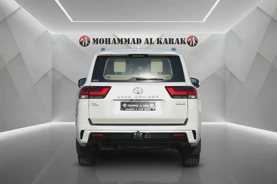 2025 TOYOTA LAND CRUISER GXR TWIN TURBO - GCC - UNDER DEALER WARRANTY - ORIGINAL PAINT-FULLY LOADED-3