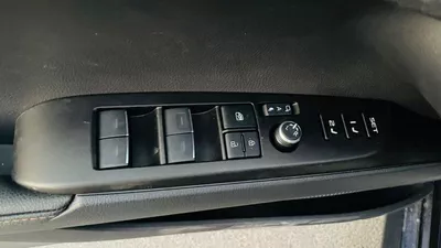 Toyota Camry CAMRY 2.5 HYBRID LUMEIR-13