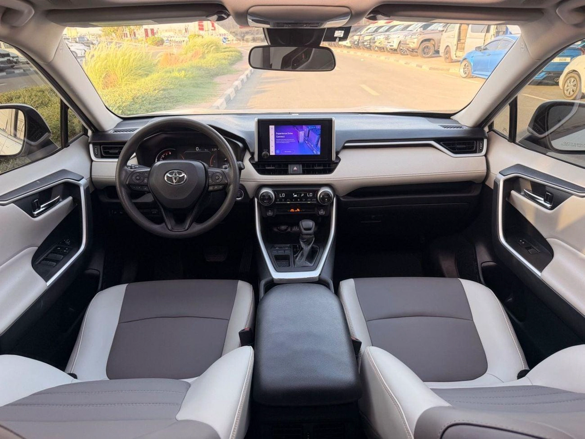 Toyota RAV4 XLE 2.5L / sunroof, leather seats/ full option 2023-4-0