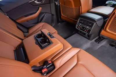 Audi Q8 S-Line 2022 GCC specs-16
