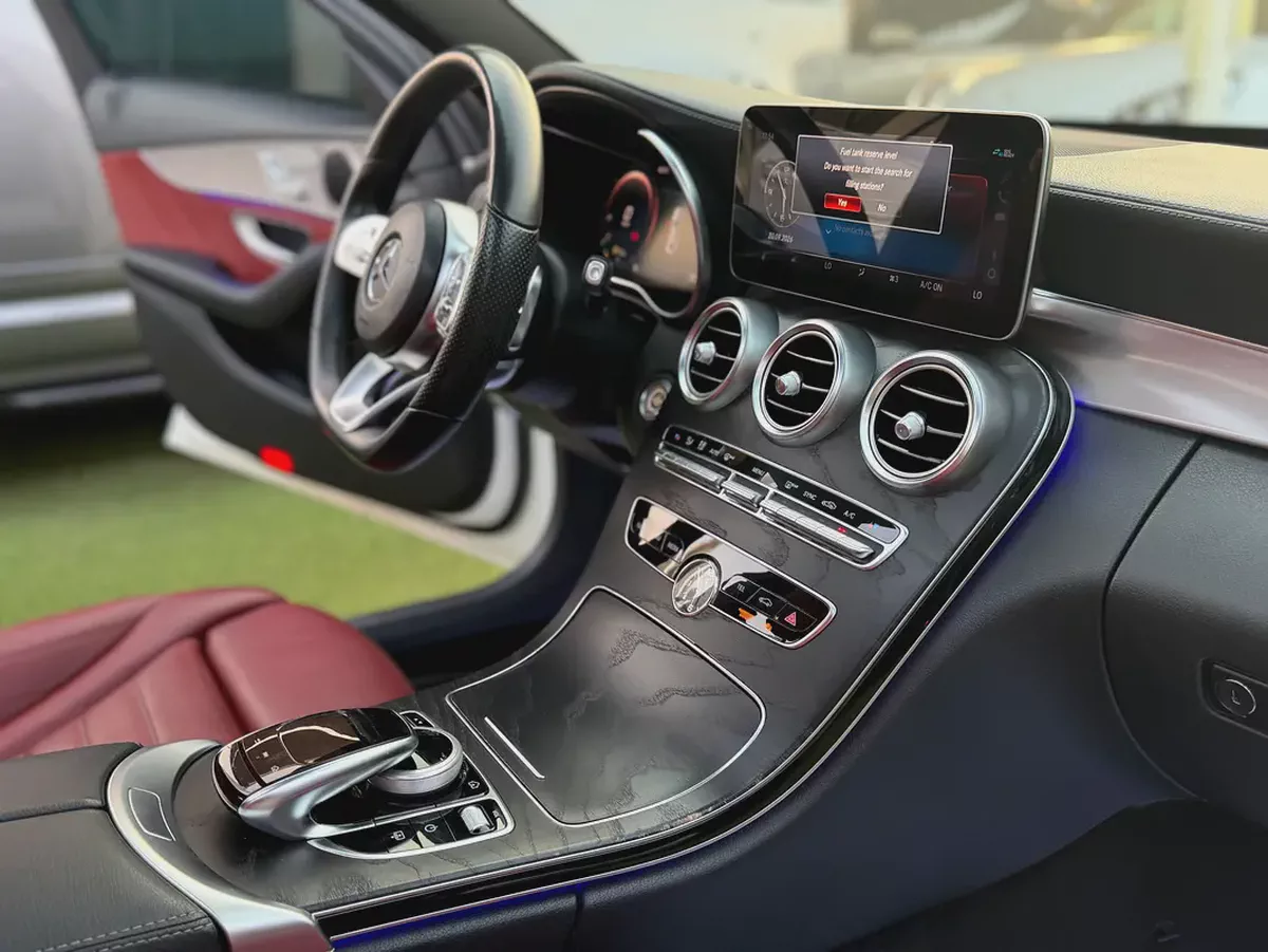 Mercedes-Benz C-Class C200 2019 GCC Specs In Excellent Condition-9-9
