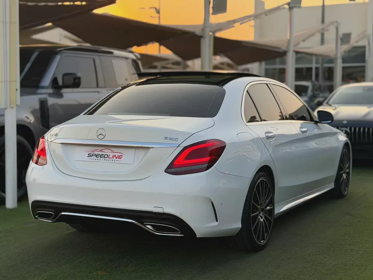 Mercedes-Benz C-Class C200 2019 GCC Specs In Excellent Condition-4-4
