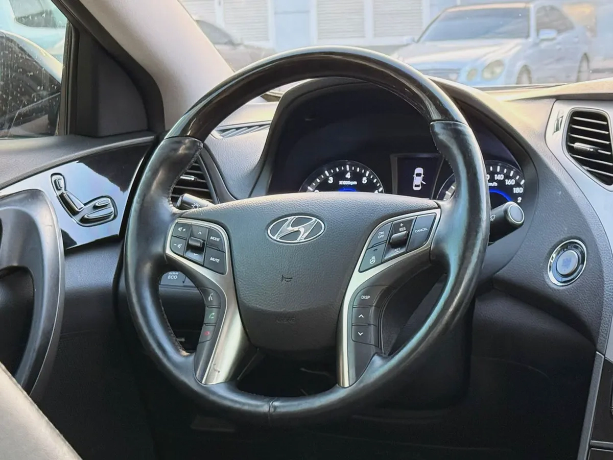 2012 Hyundai Grandeur Premium - Korean Specs-14-14