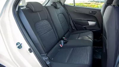 Kia Picanto LX 1.2P AT MY2023 – WHITE-17