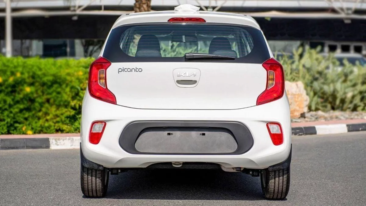 Kia Picanto LX 1.2P AT MY2023 – WHITE-4-0