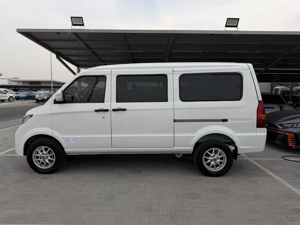 Victory V2 STANDARD MINI BUS-3-3