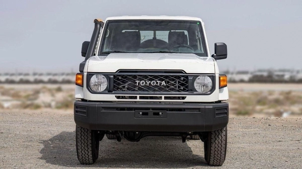 Toyota Land Cruiser Pick Up Toyota Land Cruiser Pick-up DC 4.2L Diesel  MT 2024