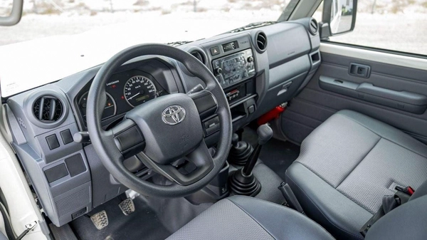 Toyota Land Cruiser Pick Up Toyota Land Cruiser Pick-up DC 4.2L Diesel  MT 2024