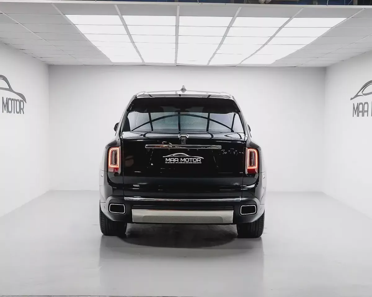 Rolls-Royce Cullinan 2019 Standard GCC Specs-4-4