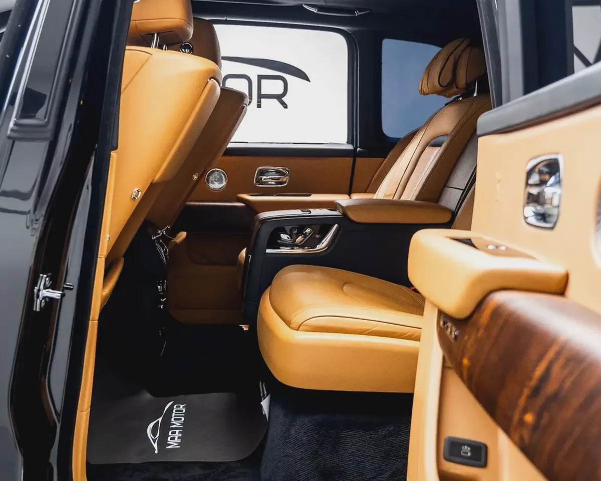 Rolls-Royce Cullinan 2019 Standard GCC Specs-7-7
