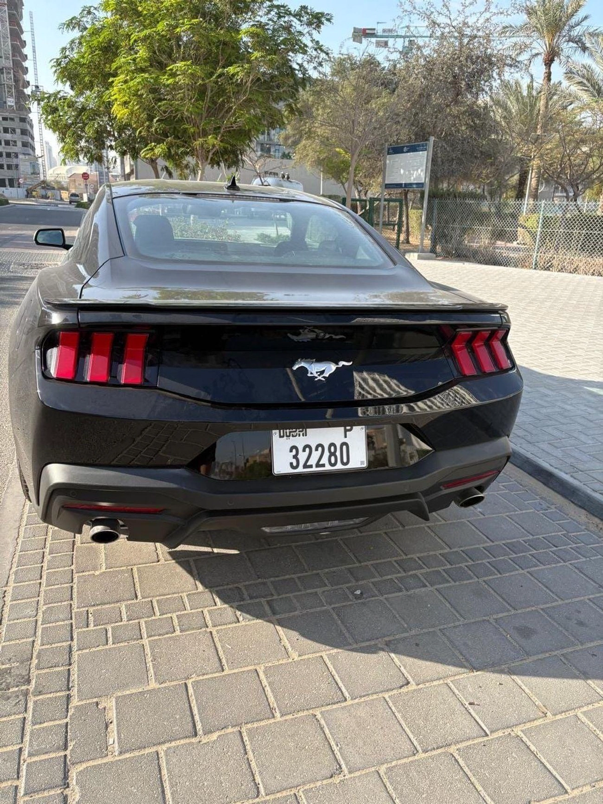 Ford Mustang EcoBoost Premium 2.3L Coupe A/T-9-9
