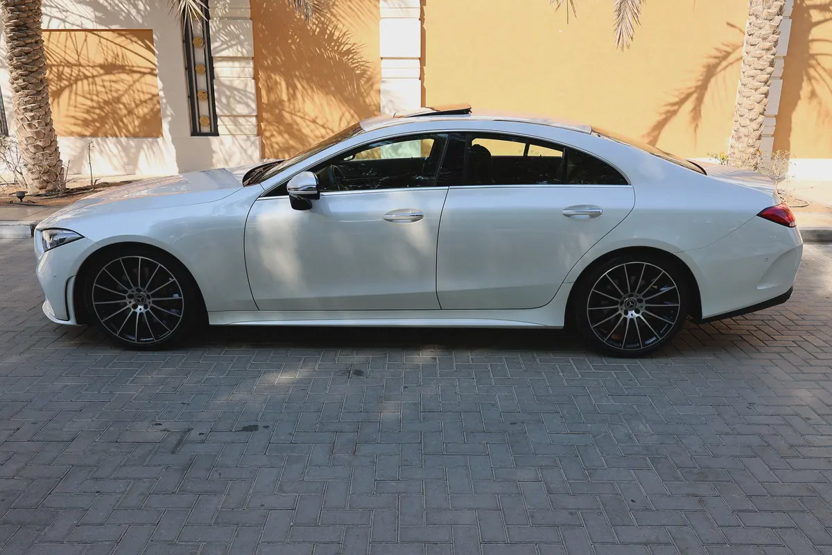 Mercedes-Benz CLS350-2019-103000KM-GCC SPECS-EXCELLENT CONDITION-ACCIDENT FREE -FULL OPTION-6-6