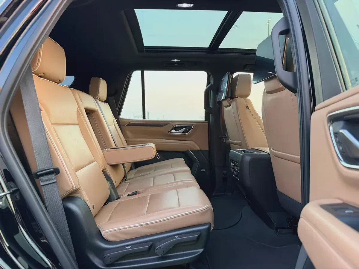 (2022) CHEVROLET TAHOE //PREMER// GCC FULL OPTION -ORIGINAL PAINT--13-13