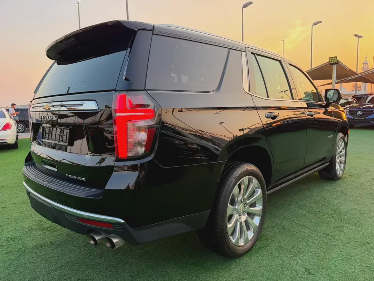 (2022) CHEVROLET TAHOE //PREMER// GCC FULL OPTION -ORIGINAL PAINT--4-4