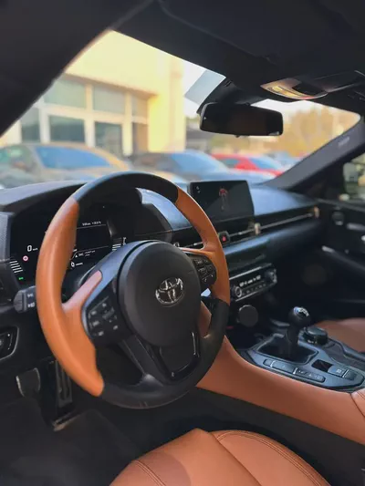 TOYOTA SUPRA GR GCC 2024Full Service history (Under Warranty)
Original Paint Zero Accidents 
Manual-8