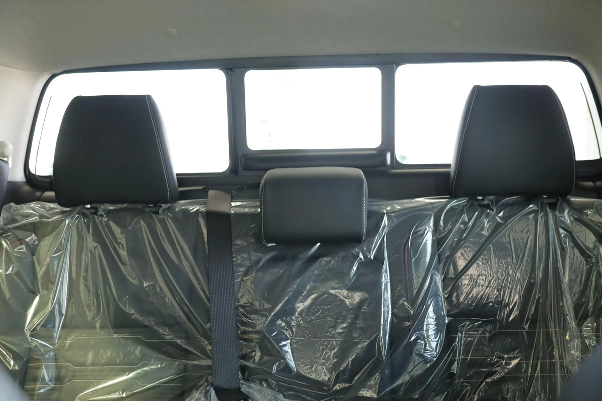 NISSAN NAVARA 2.5 DIESEL PRO4X 4X4 AT 2025-24-24