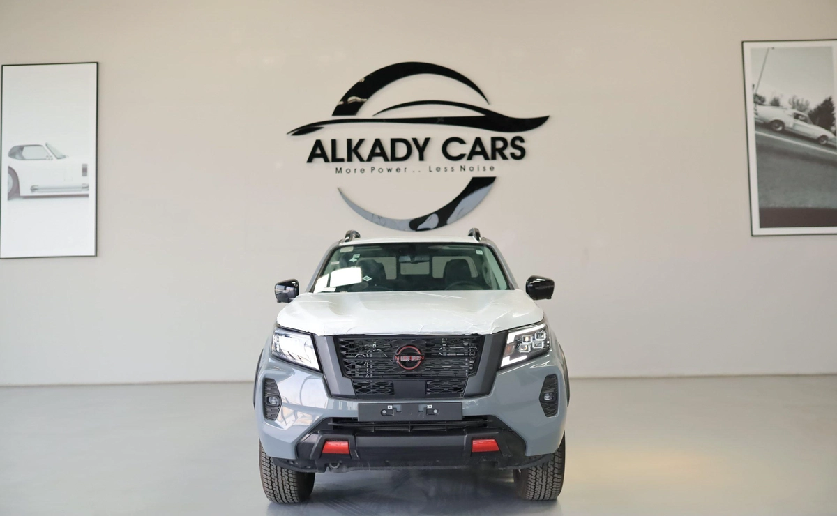 NISSAN NAVARA 2.5 DIESEL PRO4X 4X4 AT 2025-10-10