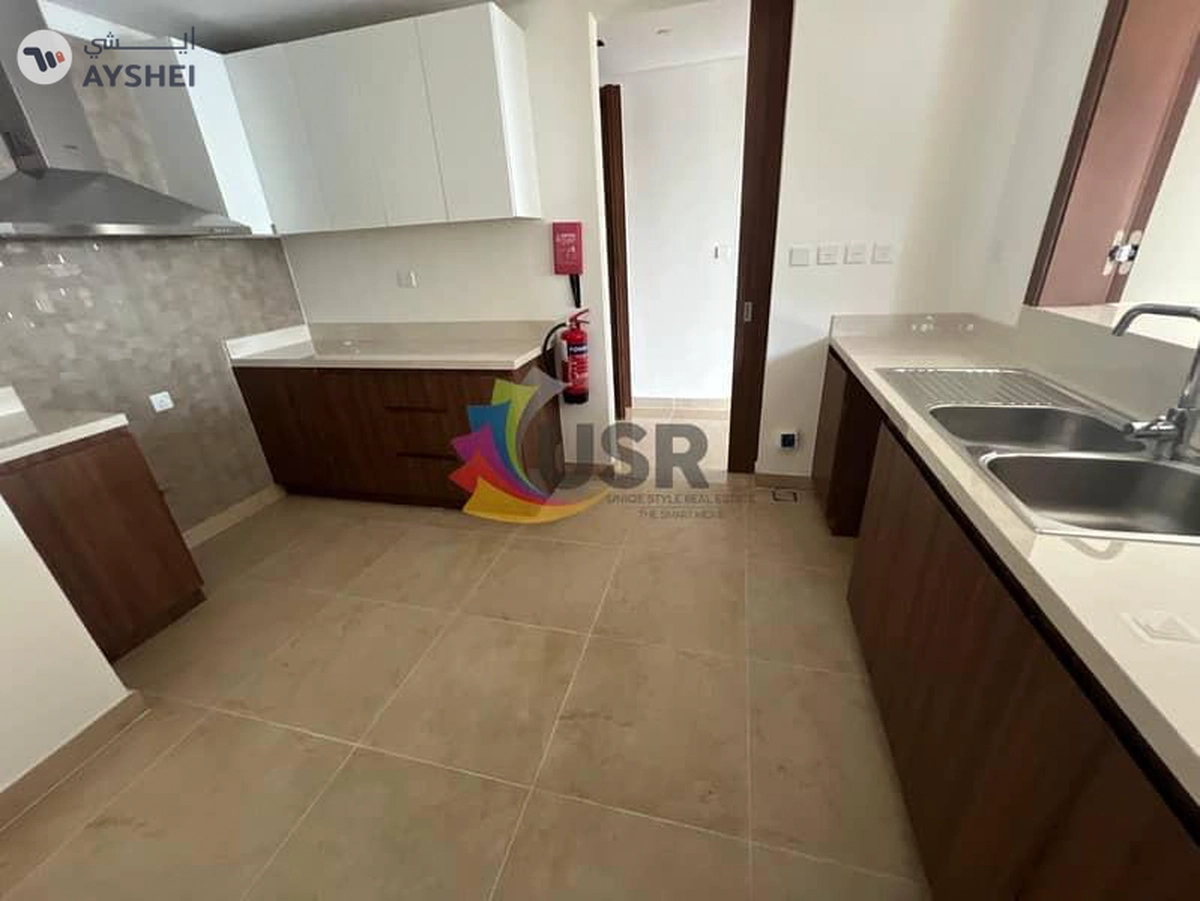READY TO MOVE IN 2BR PERFECT FOR FAMILY FOR 135K-4-4